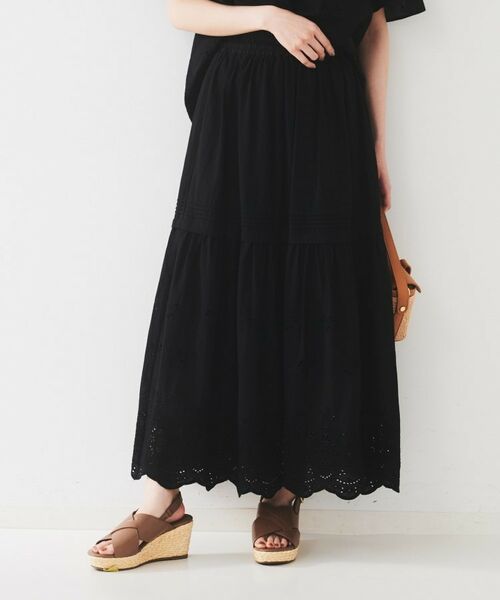 UNTITLED / アンタイトル ロング・マキシ丈スカート | 【セットアップ可/コットン100】スカラップ刺繍スカート | 詳細2