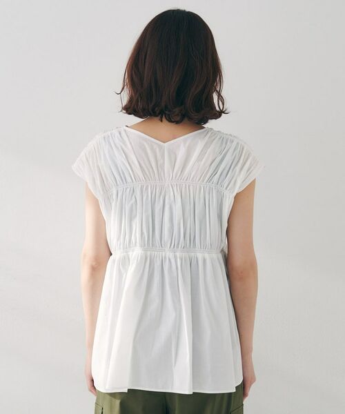 UNTITLED / アンタイトル シャツ・ブラウス | 【コットン100/洗える/トレンド】シャーリングブラウス | 詳細20