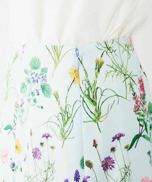 UNTITLED / アンタイトル ロング・マキシ丈スカート | ボタニカルプリント マーメイドスカート | 詳細19