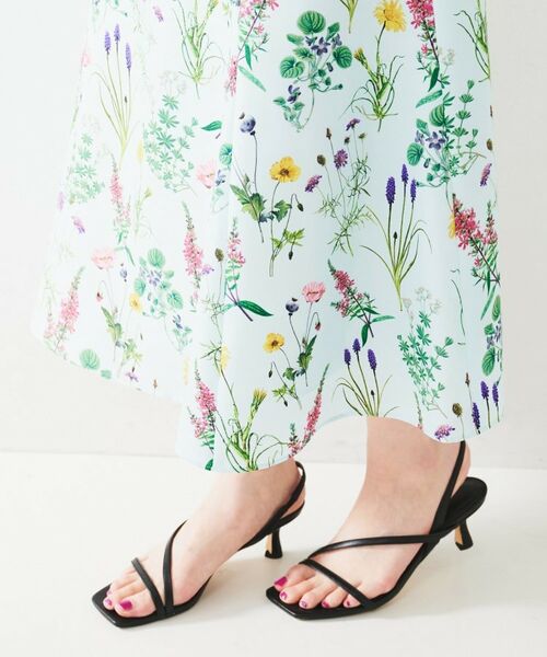 UNTITLED / アンタイトル ロング・マキシ丈スカート | ボタニカルプリント マーメイドスカート | 詳細20