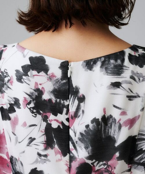 UNTITLED / アンタイトル ロング・マキシ丈ワンピース | 【シアー/エレガント/花柄/夏ワンピ】ペイントフラワーワンピース | 詳細14