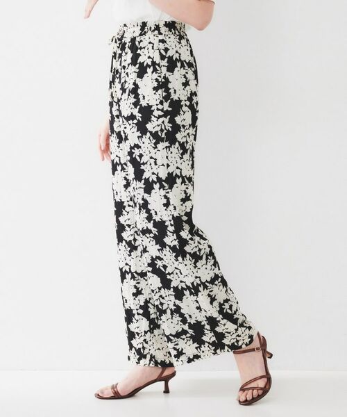 UNTITLED / アンタイトル パンツ | 【ウエストゴム/ワイド/柄】モノトーンフラワーパンツ | 詳細7