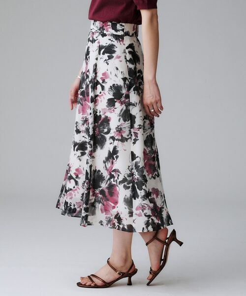 UNTITLED / アンタイトル ロング・マキシ丈スカート | 【シアー/後ろウエストゴム/花柄】ペイントフラワースカート | 詳細3