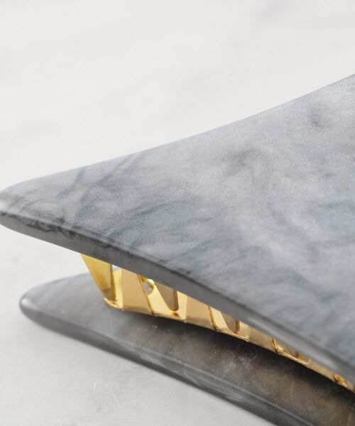 UNTITLED / アンタイトル ヘアアクセサリー | Osakaトライアングルクリップ | 詳細5