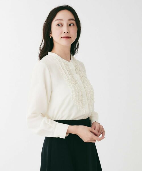 UNTITLED / アンタイトル シャツ・ブラウス | フィブリルサテン フリルネックブラウス | 詳細3