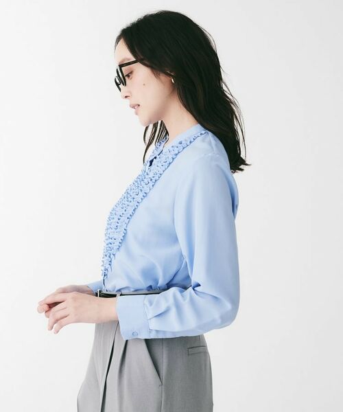 UNTITLED / アンタイトル シャツ・ブラウス | フィブリルサテン フリルネックブラウス | 詳細7