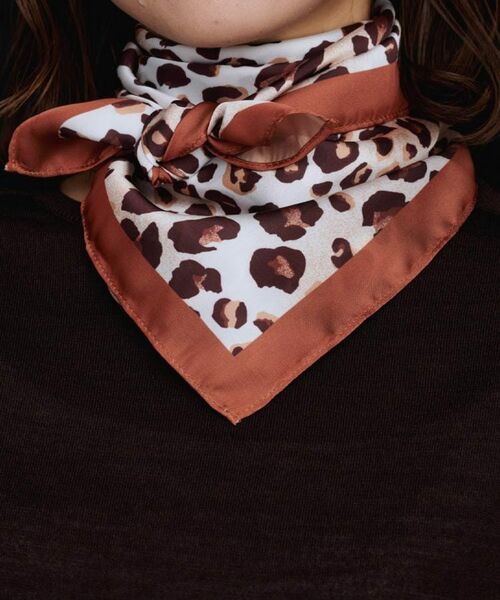 UNTITLED / アンタイトル バンダナ・スカーフ | レオパードプリントスカーフ | 詳細6