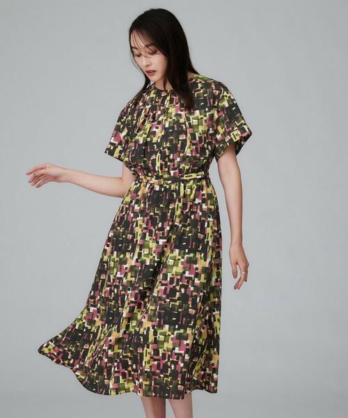 UNTITLED / アンタイトル ロング・マキシ丈ワンピース | 【洗える/前開きボタン/ベルト付】ブロック柄ワンピース | 詳細2