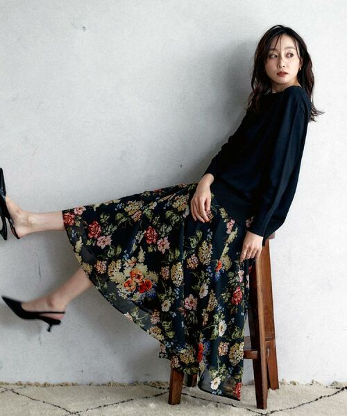 UNTITLED / アンタイトル ロング・マキシ丈スカート | 【セットアップ可/シアー/洗える】アンティークフラワー柄スカート | 詳細3