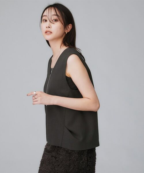 UNTITLED / アンタイトル シャツ・ブラウス | 【重ね着レイヤードに/セットアップ可】梳毛調合繊Vネックベスト | 詳細3