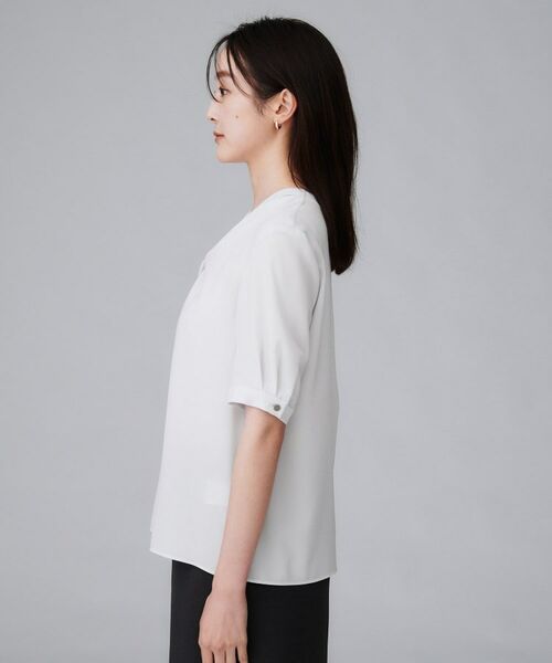 UNTITLED / アンタイトル シャツ・ブラウス | 【洗える/ストレッチ/通勤】Vネックブラウス | 詳細15