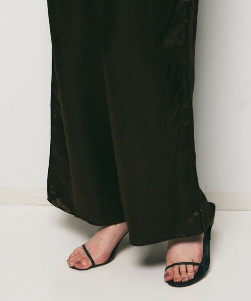 UNTITLED / アンタイトル パンツ | 【GREY CHORD】LISA（リサ）サテンワイドパンツ | 詳細16