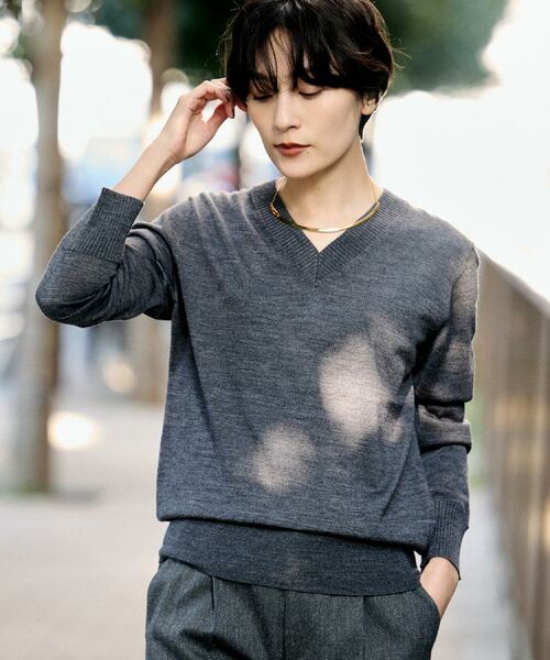 UNTITLED / アンタイトル ニット・セーター | 【洗える/きれいめ】Vネックプルオーバーニット | 詳細2