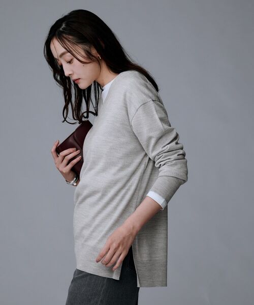 UNTITLED / アンタイトル ニット・セーター | 【洗える/薄手/ウール100%】Vネックロングウールニット | 詳細3