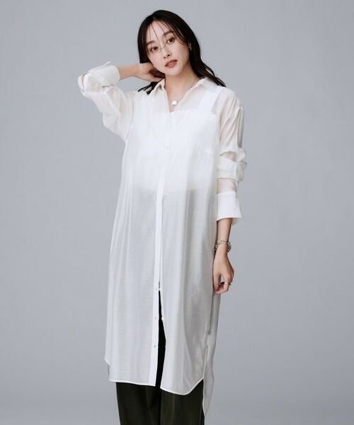 UNTITLED / アンタイトル ロング・マキシ丈ワンピース | 【レイヤード/重ね着/前開きボタン】シアーロングシャツ(ホワイト(001))