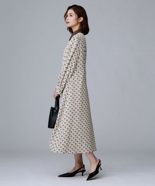 UNTITLED / アンタイトル ロング・マキシ丈ワンピース | 【ウエストリボン/前開きボタン/レトロモダン】チェーン柄フレアワンピース | 詳細12