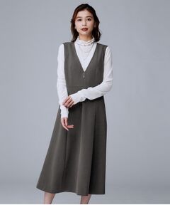 UNTITLED / アンタイトル ミニ丈・ひざ丈ワンピース | 【Aライン/ワンピース】Vネックジャンパースカート