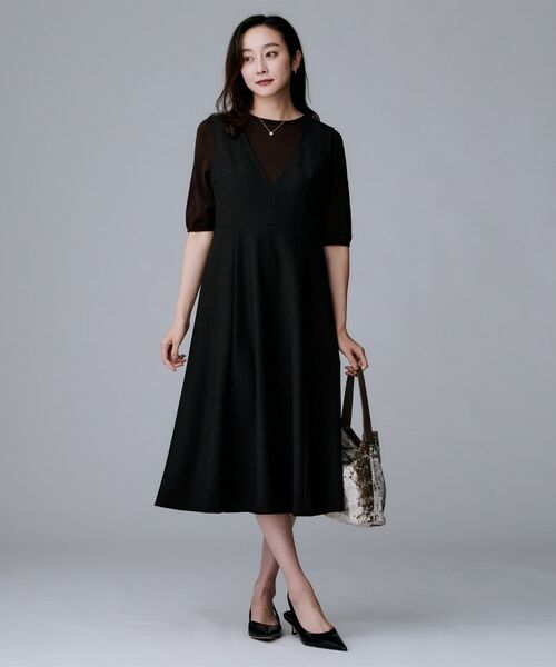 UNTITLED / アンタイトル ミニ丈・ひざ丈ワンピース | 【Aライン/ワンピース】Vネックジャンパースカート | 詳細10