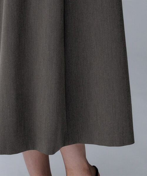 UNTITLED / アンタイトル ミニ丈・ひざ丈ワンピース | 【Aライン/ワンピース】Vネックジャンパースカート | 詳細18