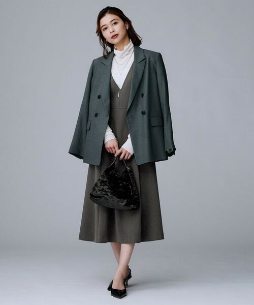 UNTITLED / アンタイトル ミニ丈・ひざ丈ワンピース | 【Aライン/ワンピース】Vネックジャンパースカート | 詳細4