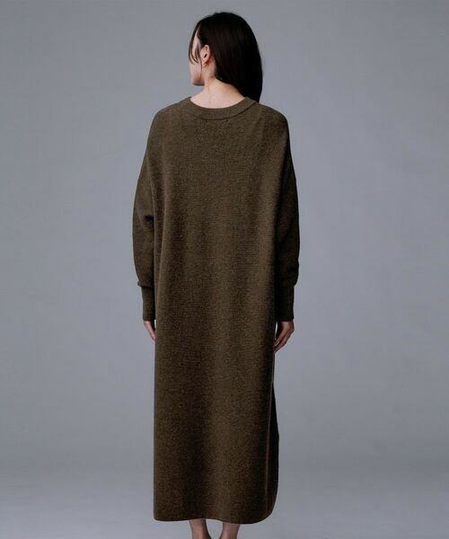 UNTITLED / アンタイトル ロング・マキシ丈ワンピース | 【ロング丈/ゆったりシルエット】テントライン ニットワンピース | 詳細18