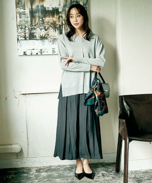 UNTITLED / アンタイトル ロング・マキシ丈スカート | 【秋冬兼用／1枚で着映え】ソフト裾フレアスカート | 詳細4