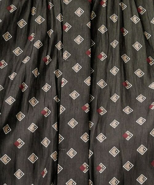 UNTITLED / アンタイトル シャツ・ブラウス | 【セットアップ可/リラクシー/通勤】スクエアジオメ柄ブラウス | 詳細10