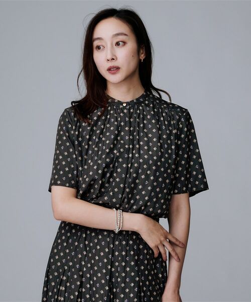 UNTITLED / アンタイトル シャツ・ブラウス | 【セットアップ可/リラクシー/通勤】スクエアジオメ柄ブラウス | 詳細11