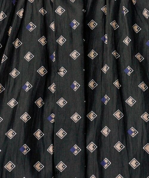 UNTITLED / アンタイトル シャツ・ブラウス | 【セットアップ可/リラクシー/通勤】スクエアジオメ柄ブラウス | 詳細15