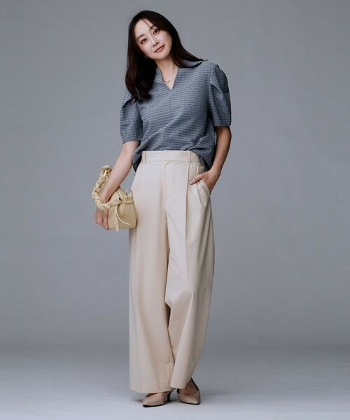 UNTITLED / アンタイトル シャツ・ブラウス | 【吸水速乾/ストレッチ/Vネック】フォルムスリーブ ブラウス | 詳細12