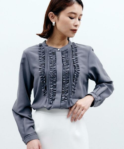 UNTITLED / アンタイトル シャツ・ブラウス | 【1枚で着映え/オンオフ着回し】フリルサテンブラウス | 詳細17