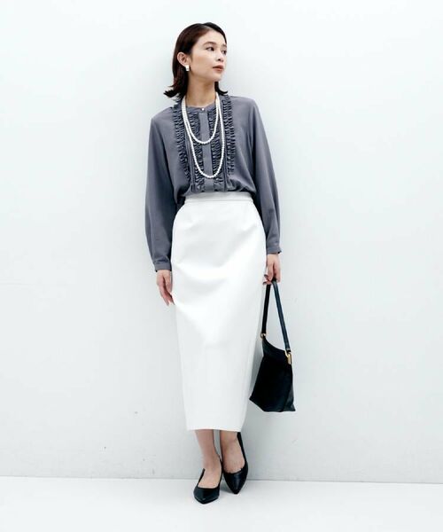 UNTITLED / アンタイトル シャツ・ブラウス | 【1枚で着映え/オンオフ着回し】フリルサテンブラウス | 詳細19