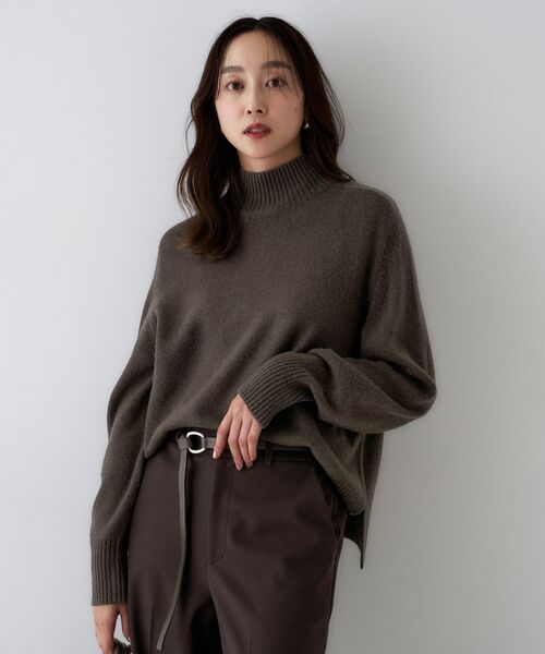 冬にマスト！ニットからマフラーなど、『カシミヤアイテム』を要チェック！