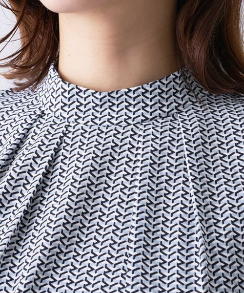 UNTITLED / アンタイトル シャツ・ブラウス | 【きれいめ/お仕事着】ジオメトリック ハイネックブラウス | 詳細13