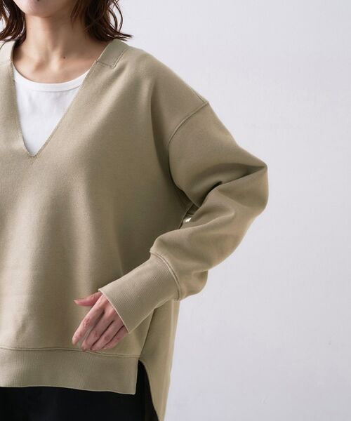 UNTITLED / アンタイトル カットソー | 【Liyoca】ソフト裏毛Vネックプルオーバー | 詳細14