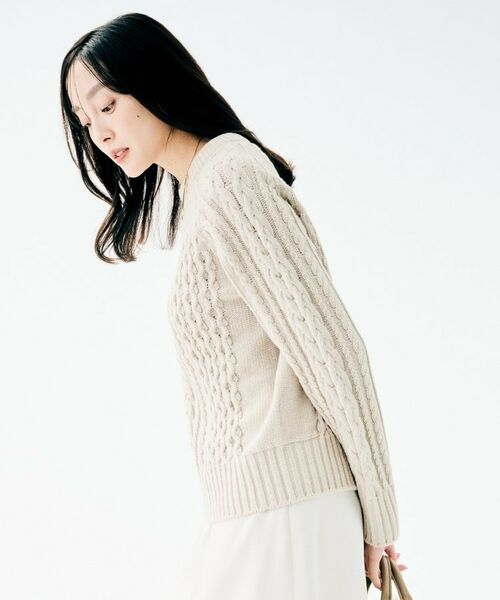 UNTITLED / アンタイトル ニット・セーター | 【すっきりコンパクト】スポンディッシュ ケーブル柄プルオーバー | 詳細3