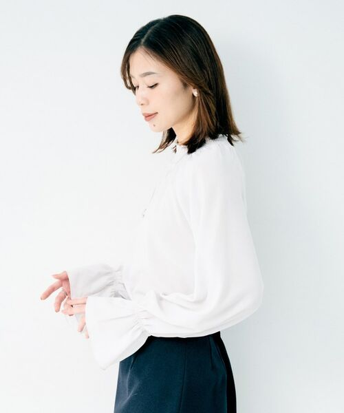 UNTITLED / アンタイトル シャツ・ブラウス | シャーリングデザインブラウス | 詳細11