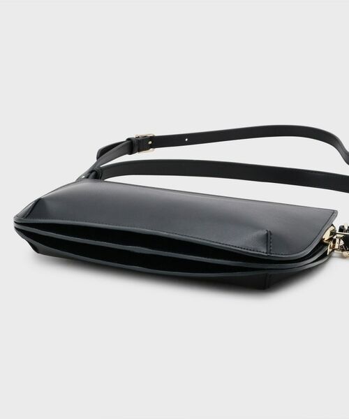 UNTITLED / アンタイトル ショルダーバッグ | スプリットレザーフラットショルダー | 詳細4