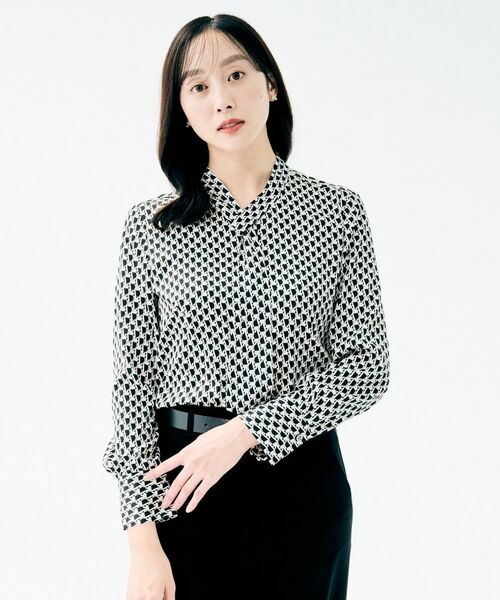 UNTITLED / アンタイトル シャツ・ブラウス | ボウタイブラウス(ブラック(119))