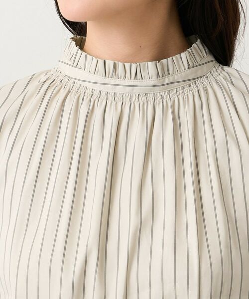 UNTITLED / アンタイトル シャツ・ブラウス | シャーリングフリルネックブラウス | 詳細17