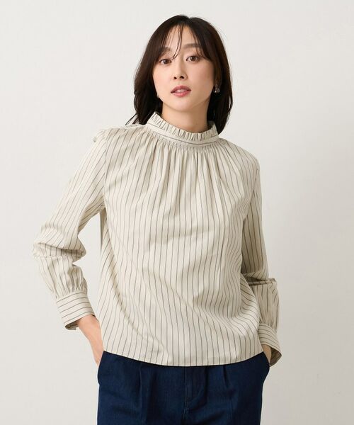 UNTITLED / アンタイトル シャツ・ブラウス | シャーリングフリルネックブラウス（ライトベージュ(351)）