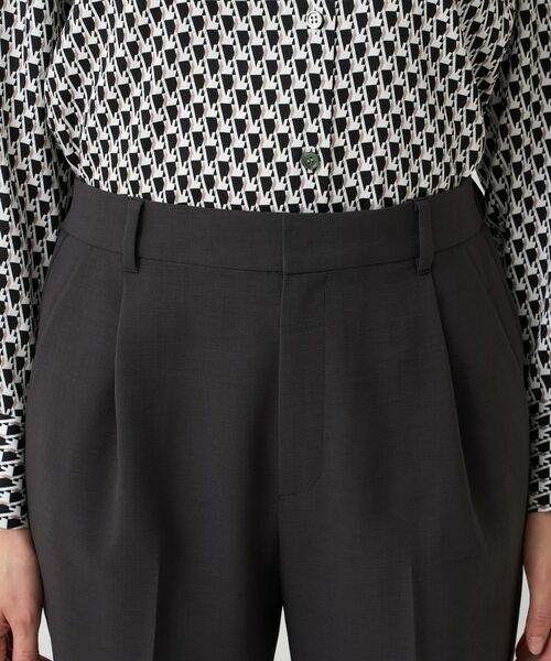 UNTITLED / アンタイトル パンツ | エアリータックテーパードパンツ | 詳細17