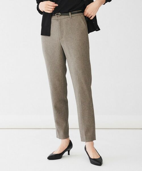 UNTITLED / アンタイトル パンツ | 【通勤スーツ/入卒/セレモニー】ウーステッドカルゼ テーパードパンツ(トープ(054))