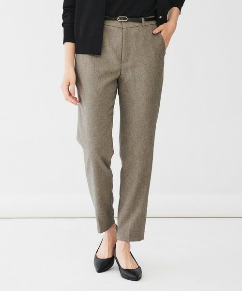 UNTITLED / アンタイトル パンツ | 【通勤スーツ/入卒/セレモニー】ウーステッドカルゼ テーパードパンツ(トープ(654))