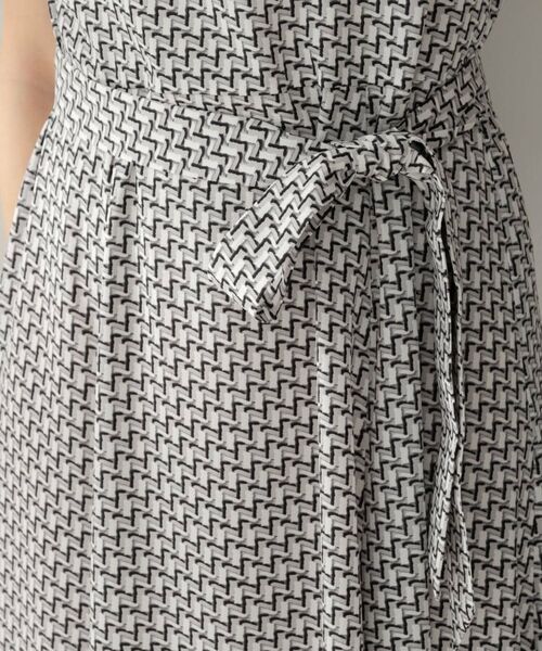 UNTITLED / アンタイトル ロング・マキシ丈ワンピース | ジオメプリントワンピース | 詳細13