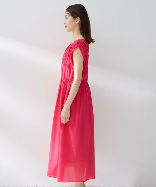 UNTITLED / アンタイトル ロング・マキシ丈ワンピース | シャーリングロングワンピース | 詳細11