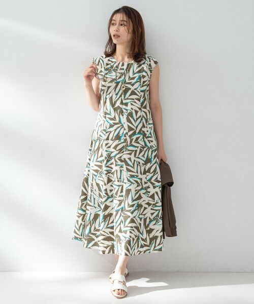 UNTITLED / アンタイトル ロング・マキシ丈ワンピース | ボタニカルリーフワンピース | 詳細8
