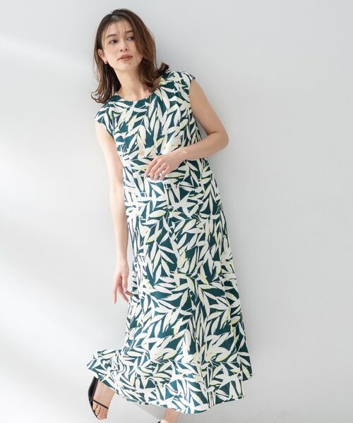 UNTITLED / アンタイトル ロング・マキシ丈ワンピース | ボタニカルリーフワンピース(グリーン(124))