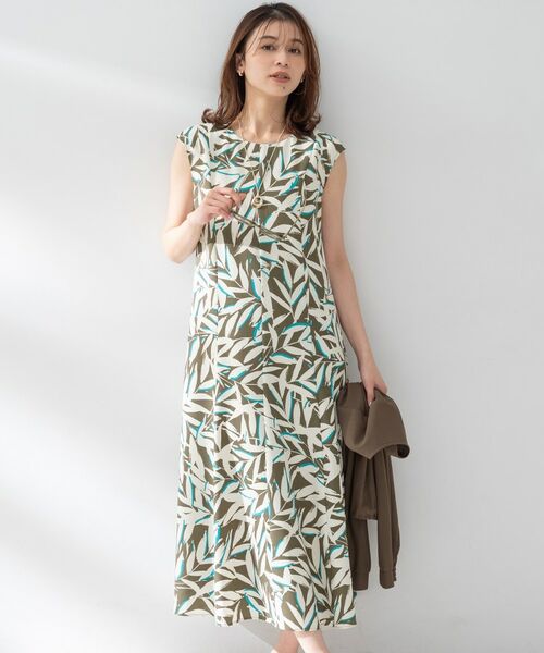 UNTITLED / アンタイトル ロング・マキシ丈ワンピース | ボタニカルリーフワンピース(カーキ(127))