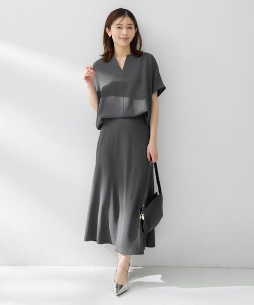 UNTITLED / アンタイトル シャツ・ブラウス | リラックスキーVネックブラウス | 詳細10